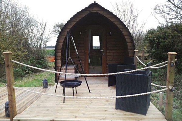 Overnight Stay in a Glamping Pod at Bainside Coarse Fishery and Holiday Home picture
