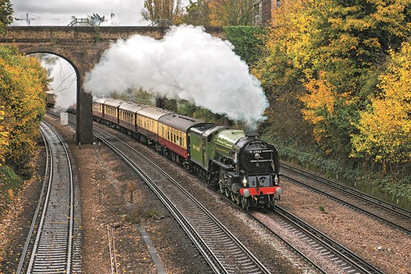 Best of Britain Day Excursion Aboard Belmond British Pullman for Two Best of Britain Day Excursion Aboard Belmond British Pullman for Two