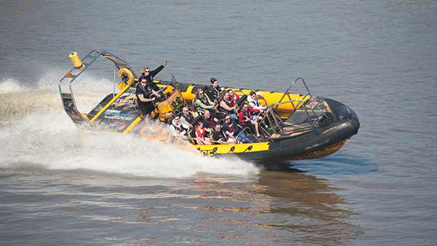 Taster High Speed Boat Ride on the River Thames for Two Taster High Speed Boat Ride on the River Thames for Two