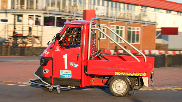 Piaggio Ape Racing For Two Red Letter Days