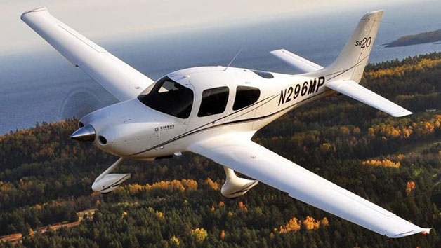 One Hour Flying Lesson in Gloucestershire for One