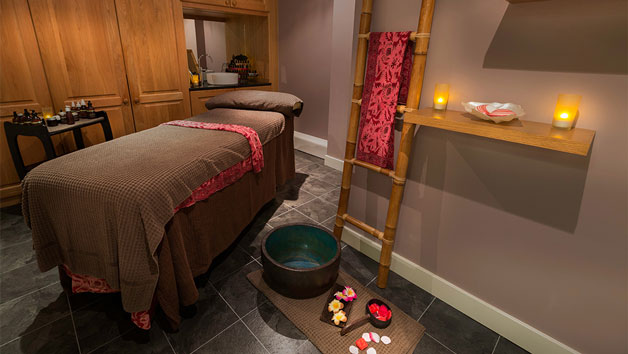 Spa Day with 25 Minute Treatment and Lunch for Two at The Oxfordshire Golf Hotel and Spa - Weekends picture