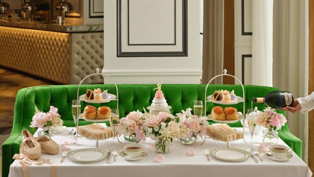 Champagne Afternoon Tea at the Park Room at 5 Star Grosvenor House London for Two picture