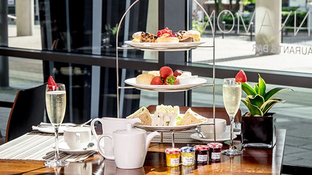 Afternoon Tea with Bottomless Prosecco for Two in London Afternoon Tea with Bottomless Prosecco for Two in London