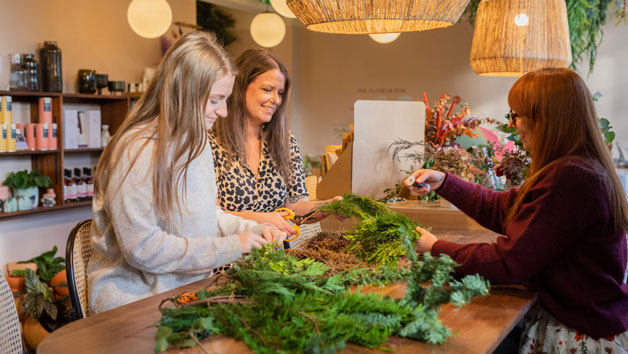 Be the Florist Hand-Tied Bouquet Workshop with Hanako Flowers for Two picture