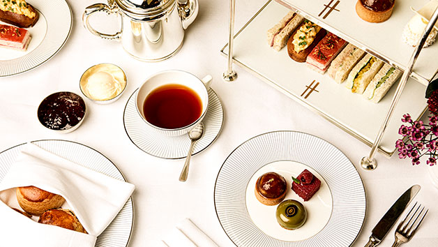 Prosecco Cream Tea for Two People at The Harrods Tea Rooms Prosecco Cream Tea for Two People at The Harrods Tea Rooms
