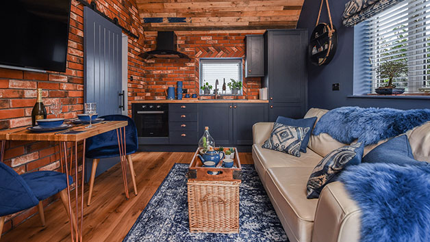 Two Night Stay at The Saddle for Two with a Bottle of Prosecco and Breakfast