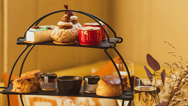 The National Gallery Official Highlights Tour with Afternoon Tea for Two picture