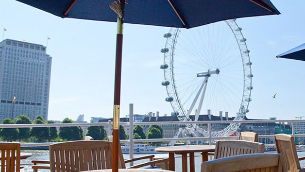 3 Course Meal with Prosecco on the RS Hispaniola with Sightseeing Cruise for Two 3 Course Meal with Prosecco on the RS Hispaniola with Sightseeing Cruise for Two