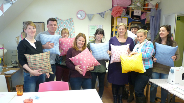 Online Sewing Workshop Making a Tote Bag or Cushion for One Person