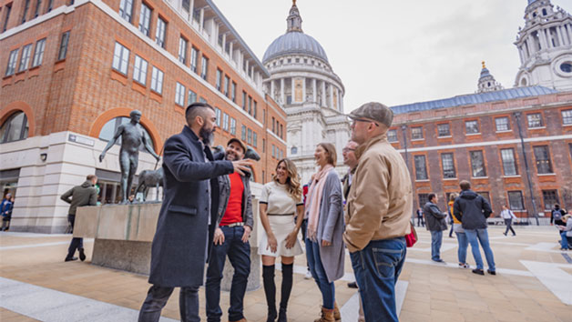 London Pub and Walking Tour