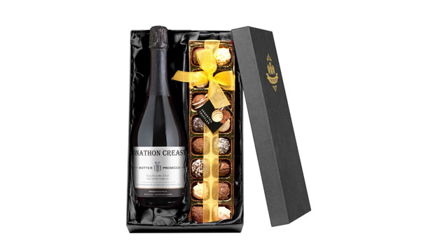 Personalised Bottle of Prosecco with Chocolate Truffles Gift Box Personalised Bottle of Prosecco with Chocolate Truffles Gift Box