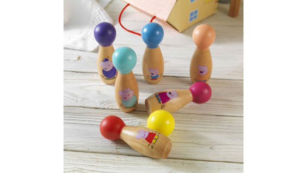 Personalised Peppa Pig Skittles Set Personalised Peppa Pig Skittles Set