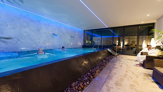 Three Course Dinner with Overnight Spa Stay at Appleby Manor for Two - Week Round picture