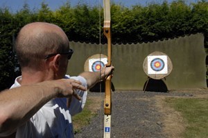 Archery Experience in Bedfordshire picture