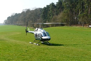 18 Mile Helicopter Pleasure Flight For Two With Bubbly
