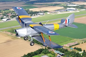 75 Minute Biplane Sightseeing Tour for One of London picture
