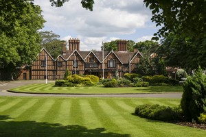 Overnight Spa Break with Two Treatments and Prosecco for Two at Macdonald Alveston Manor – Midweek picture