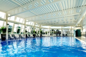 Spa day with 25 Minute Treatment and Afternoon Tea for One at Macdonald Portal Hotel picture