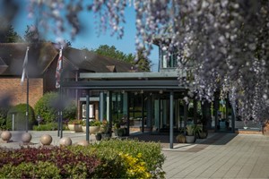 Simply Spa Day at Norton Park with 30 Minute ELEMIS Treatment for Two - Weekends picture