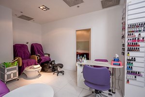 Fake Bake Spray Tan or LVL Lashes at Lilly Nail and Beauty for One picture