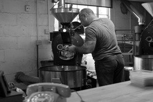 Taster Coffee Roasting Session in Winchester for One picture