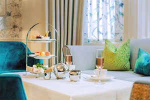 Afternoon Tea with Prosecco at Hotel Collingwood for Two picture