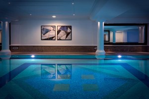 Spa Day with 50 Minute Treatment for One at Rena Spa Leonardo Royal London City Hotel picture