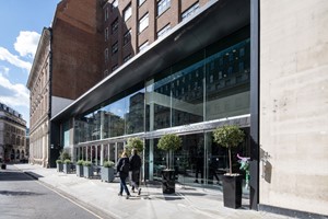 One Night Stay with Fizz for Two at Apex City of London Hotel picture