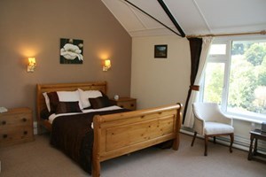 One Night Stay for Two at The Royal Lodge Herefordshire picture