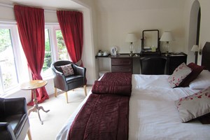 Overnight Break with Breakfast for Two at Bentley Brook Inn Image 1