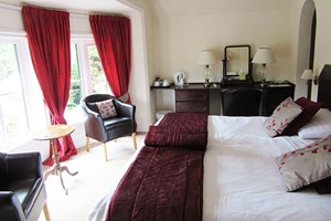 One Night Stay at Bentley Brook Inn Image 2