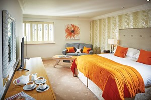 One Night Spa Break for Two with 40 Minute Treatment, Dinner and Spa Access at Row Hill Grange picture