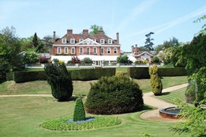 Overnight Stay with Dinner and Prosecco for Two at Hunton Park picture