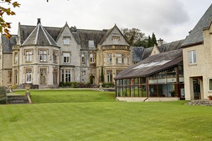 One Night Stay with Dinner at Kenwood Hall Hotel for Two Image 2