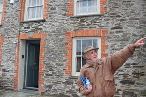 Doc Martin Tour for Two in North Cornwall Image 2