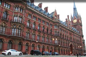 Harry Potter Walking Tour of London for Two People with Meet the Street Tours picture