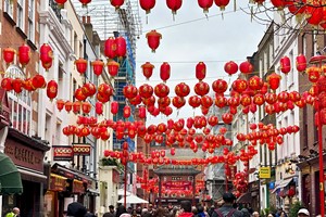 Bespoke Food Tour in London with Alcoholic Drinks for Two picture