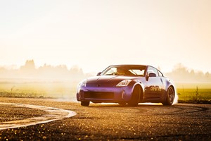 12 Lap BMW vs 350Z Driving Experience with Drift Limits picture