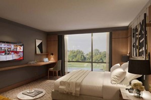 Overnight Escape with a 25 Minute Treatment each and Prosecco for Two at Crowne Plaza Marlow picture