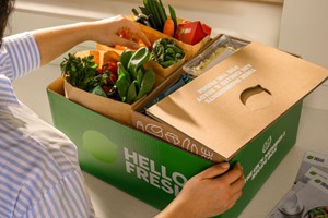HelloFresh One Week Meal Kit with Four Meals for Three People picture
