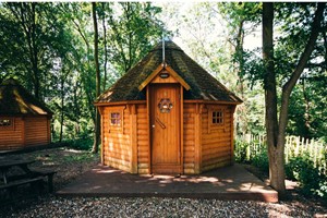Overnight Cabin Stay for Two Adults and Two Children at Lee Valley picture