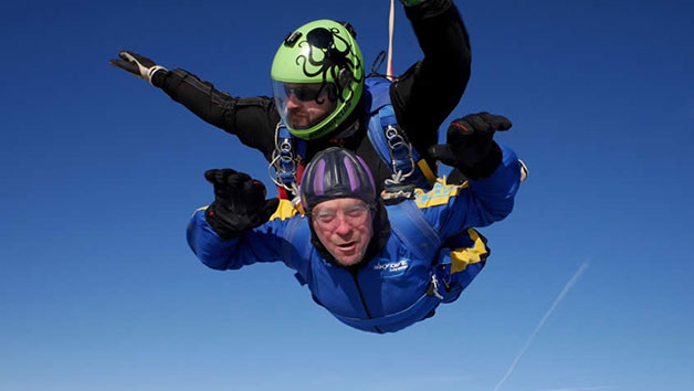 Tandem Skydive in Nottingham for One Image 2