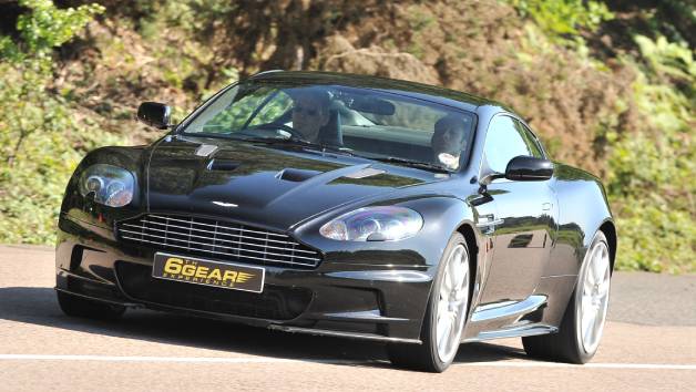 30 Minute Lorry and HGV Driving Experience plus One Supercar with 6th Gear Experience for One picture