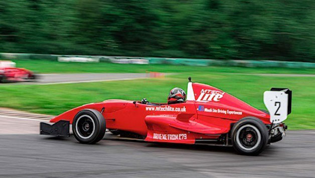 Six Lap Formula Renault Race Car Experience for Two People Image 3