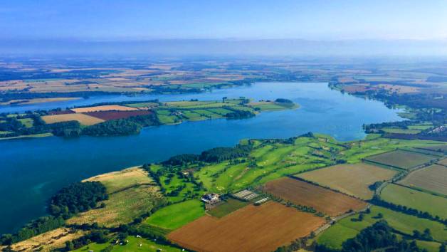 30 Minute Rutland Water Helicopter Tour with Helicentre Aviation Academy for Two picture