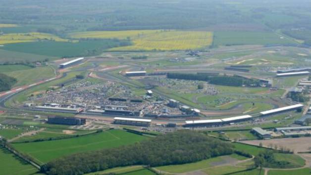 Silverstone 60 Minute Helicopter Tour with Helicentre Aviation Academy for Three picture