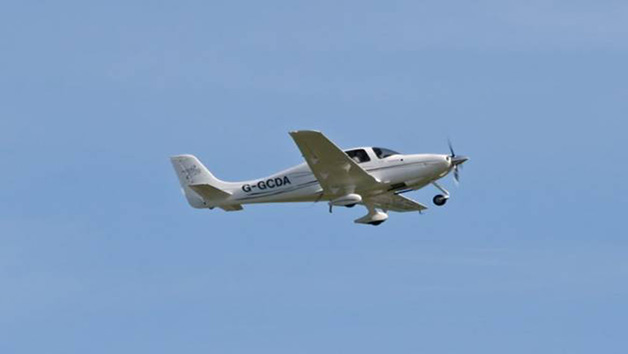 Double Landing Flying Lesson for One Person Image 2