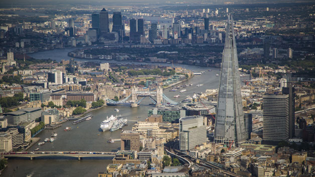 30 Minute Helicopter Tour of London Image 5