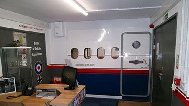 90 Minute Boeing 737 Simulator Flight in Bedfordshire Image 2